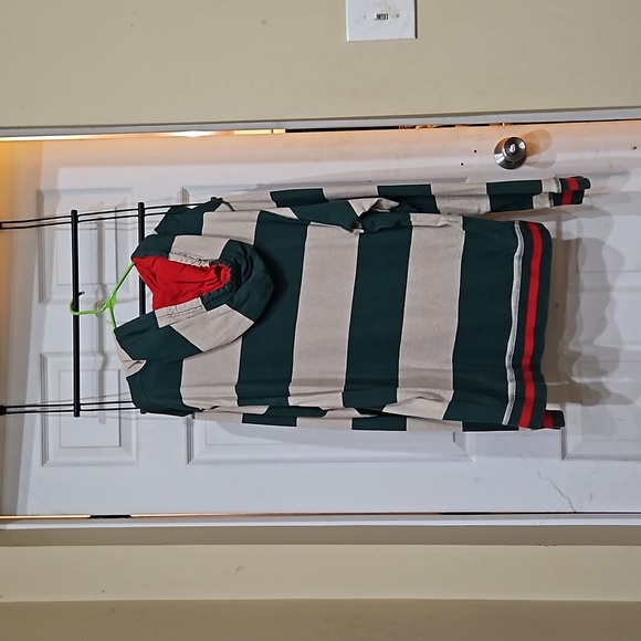 Sweatshirt - Picture 2 of 2